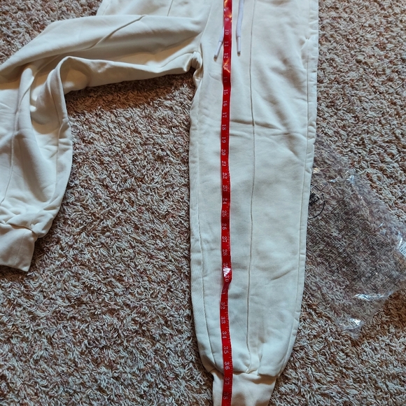 Adidas - Picture 5 of 9